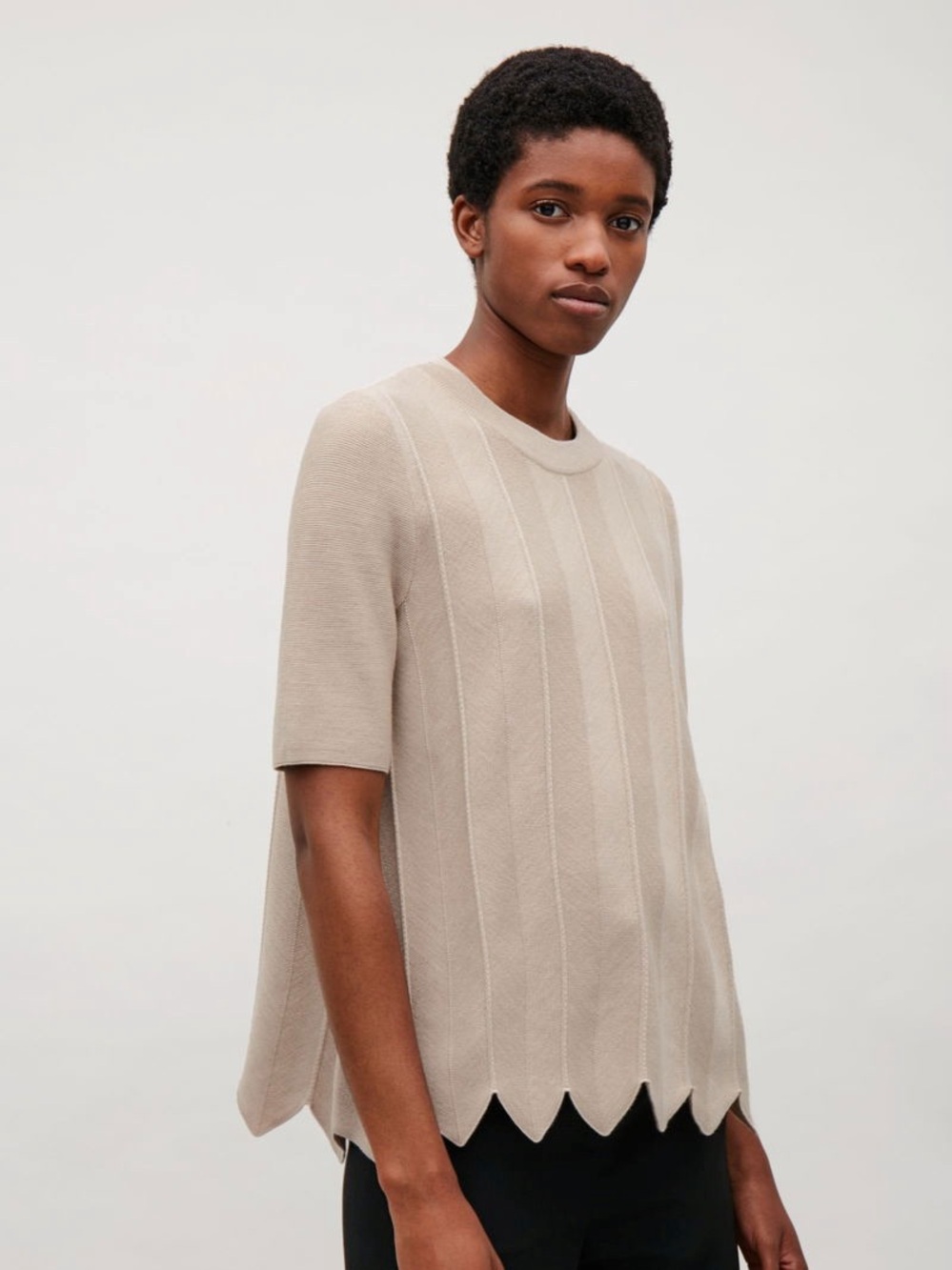 COS 100% Wool Geometric Hem Knitted Top Short Sleeve Crewneck Sweater Small